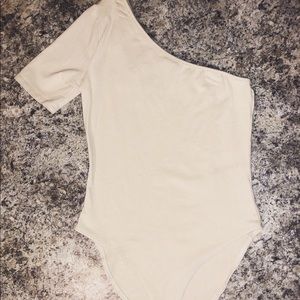 NUDE ONE SHOULDER COLD SHOULDER BODY SUIT